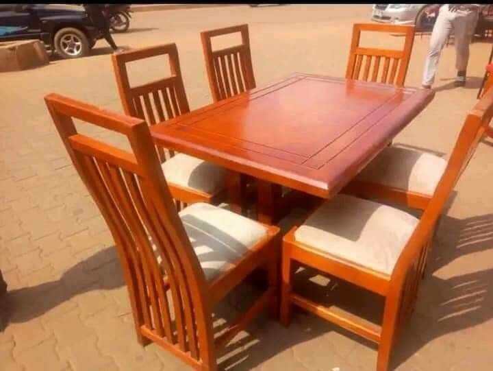 Ensemble salle à manger en bois