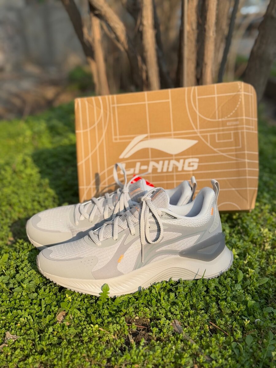 Lining кроссовки беговые оригинал