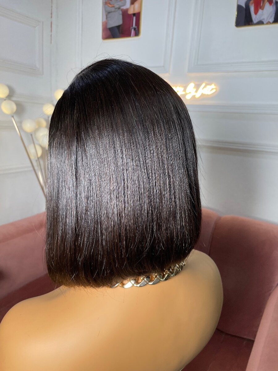 Perruque bob en dentelle naturelle