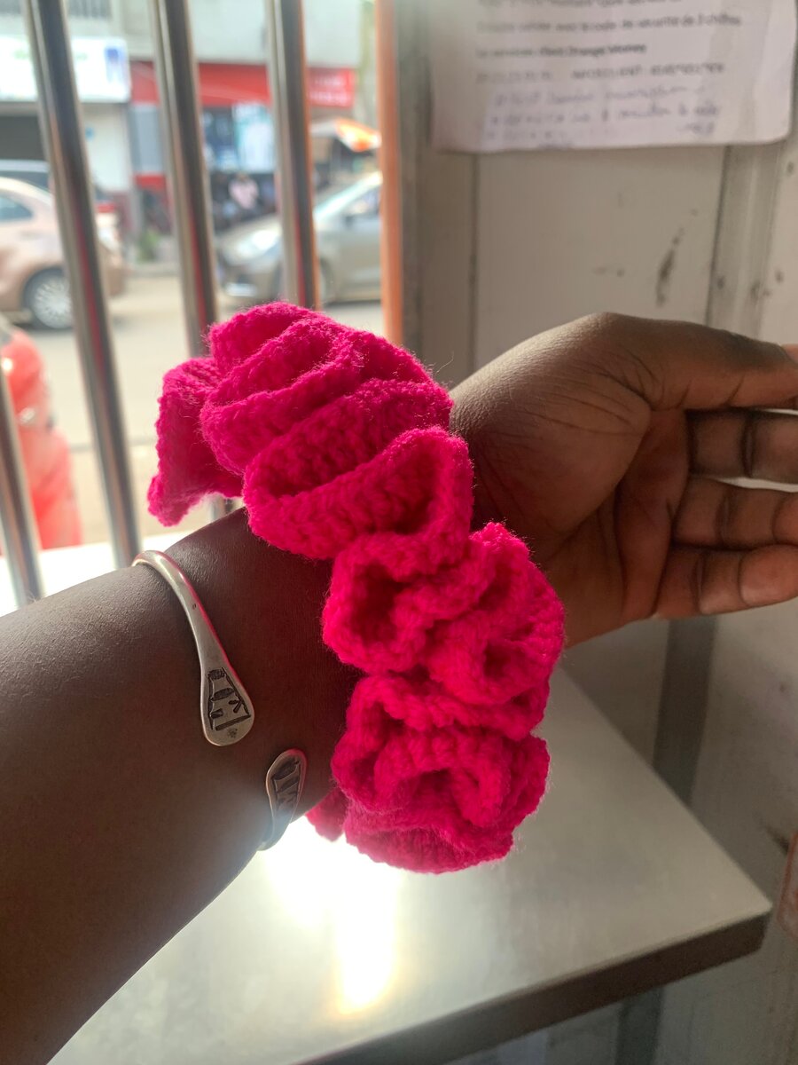 Chouchou en crochet vibrant