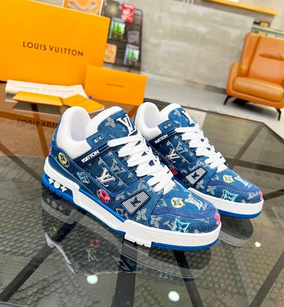 Louis Vuitton sneaker