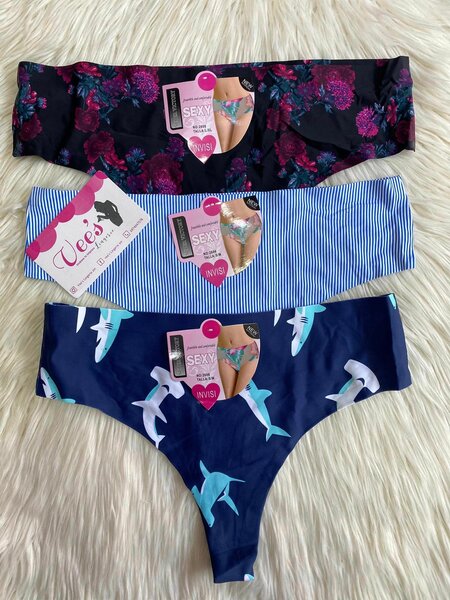 Strings et culottes pour femmes