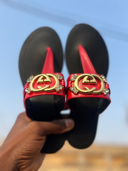 Gucci slippers available in sizes.   Neatly bagged