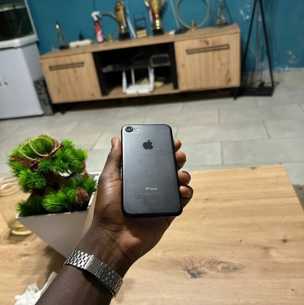 iPhone XR 64GB Jaune