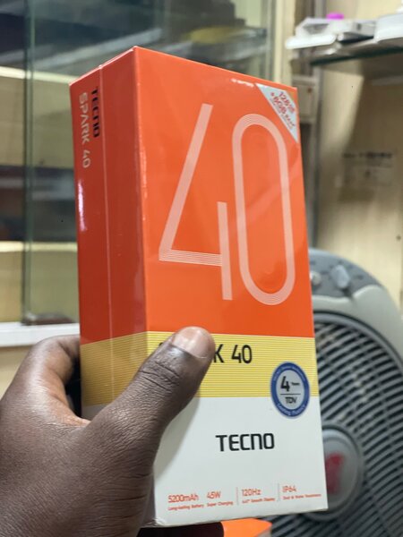 Tecno Spark 40 Smartphone