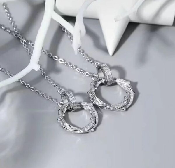 Chain with pendent Silver