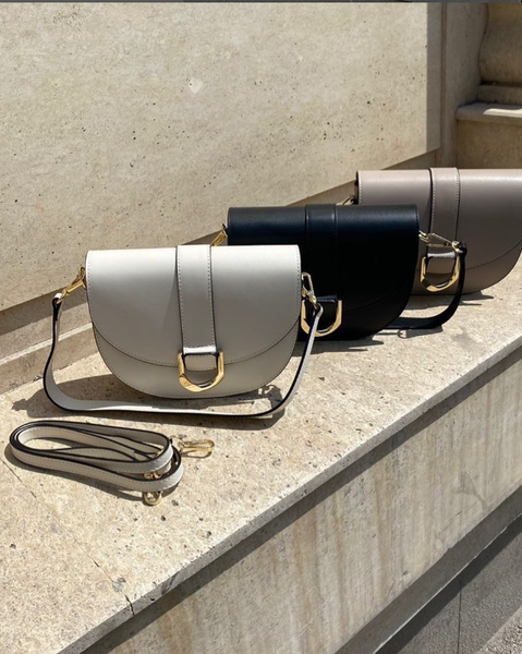 сумки разных цветов