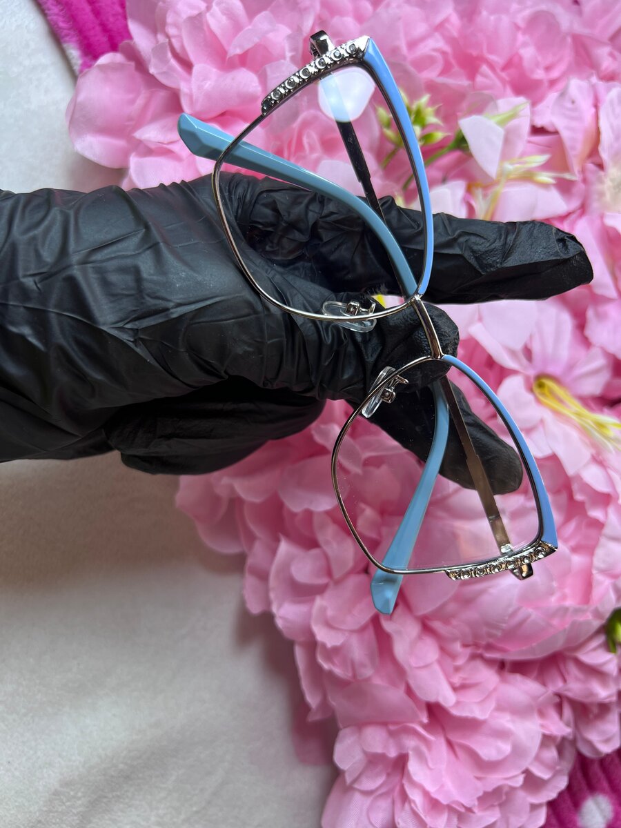 Élégantes lunettes à strass