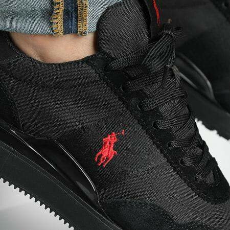 Sneakers noirs élégants homme