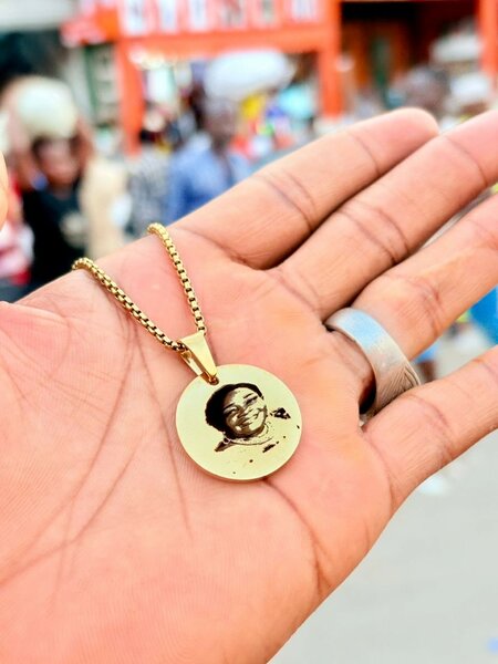 Pendentif Personnalisé Doré