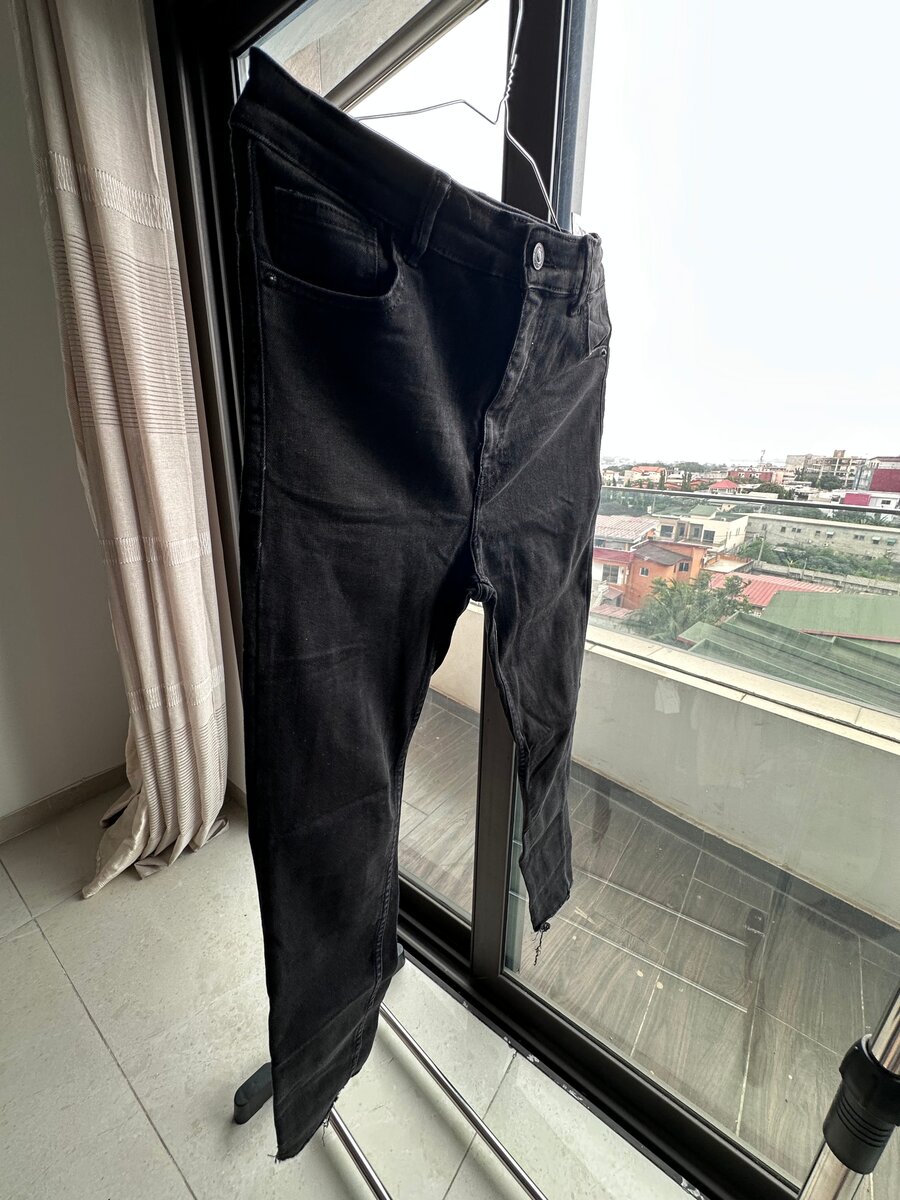 Jeans slim noirs pour hommes