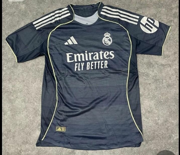Maillots Real Madrid Officiels