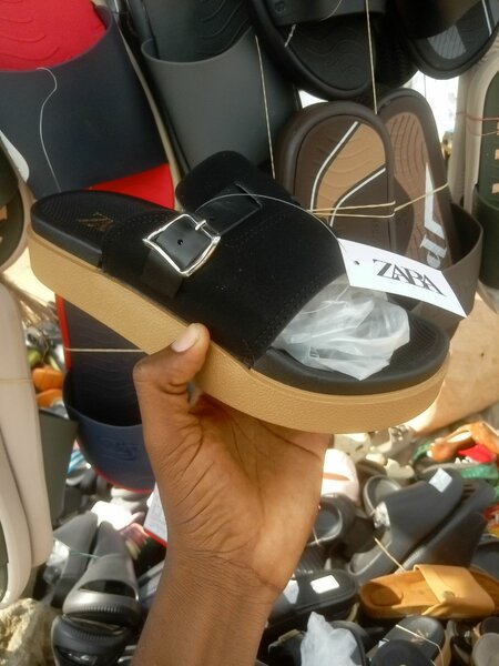 Sandales en cuir avec boucle