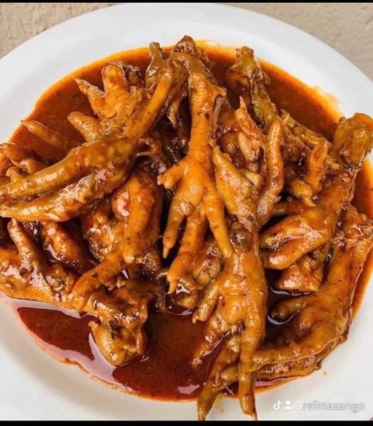 Pieds de Poulet Épicés