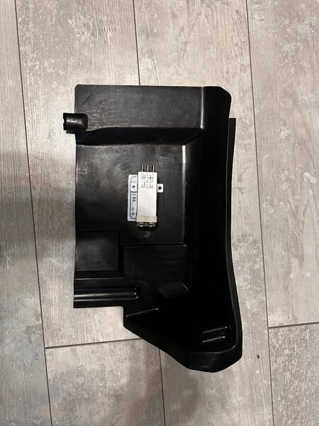 Защита компьютера для Mercedes-Benz W124