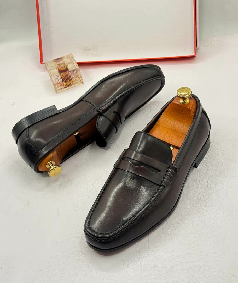 Solid Leather Executive Shoes