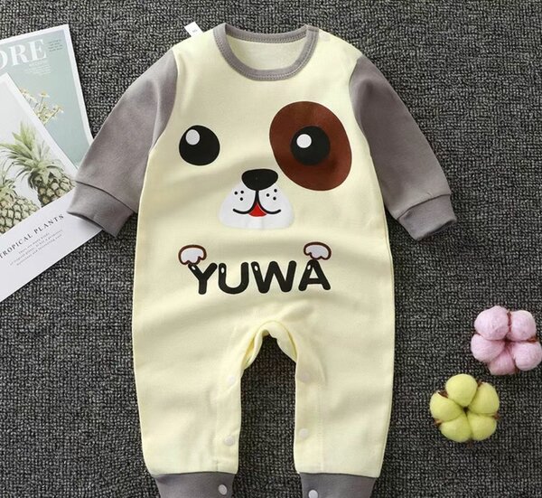 Бодики 380 сом, комбинезоны 280