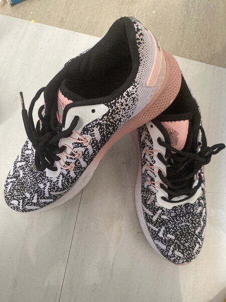 Cross fit female running shoes