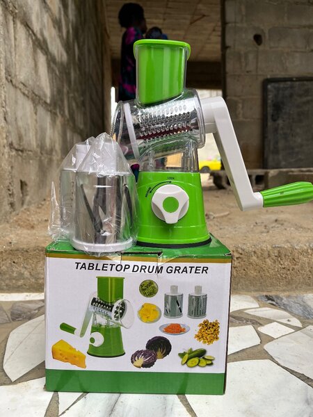 Râpe à tambour manuelle couleur verte