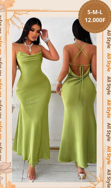 Femmes satin longue robe à bretelles taille S, M, L