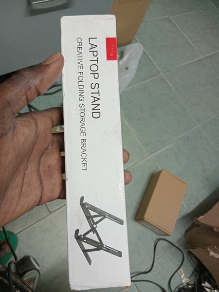 Support pliant pour ordinateur portable