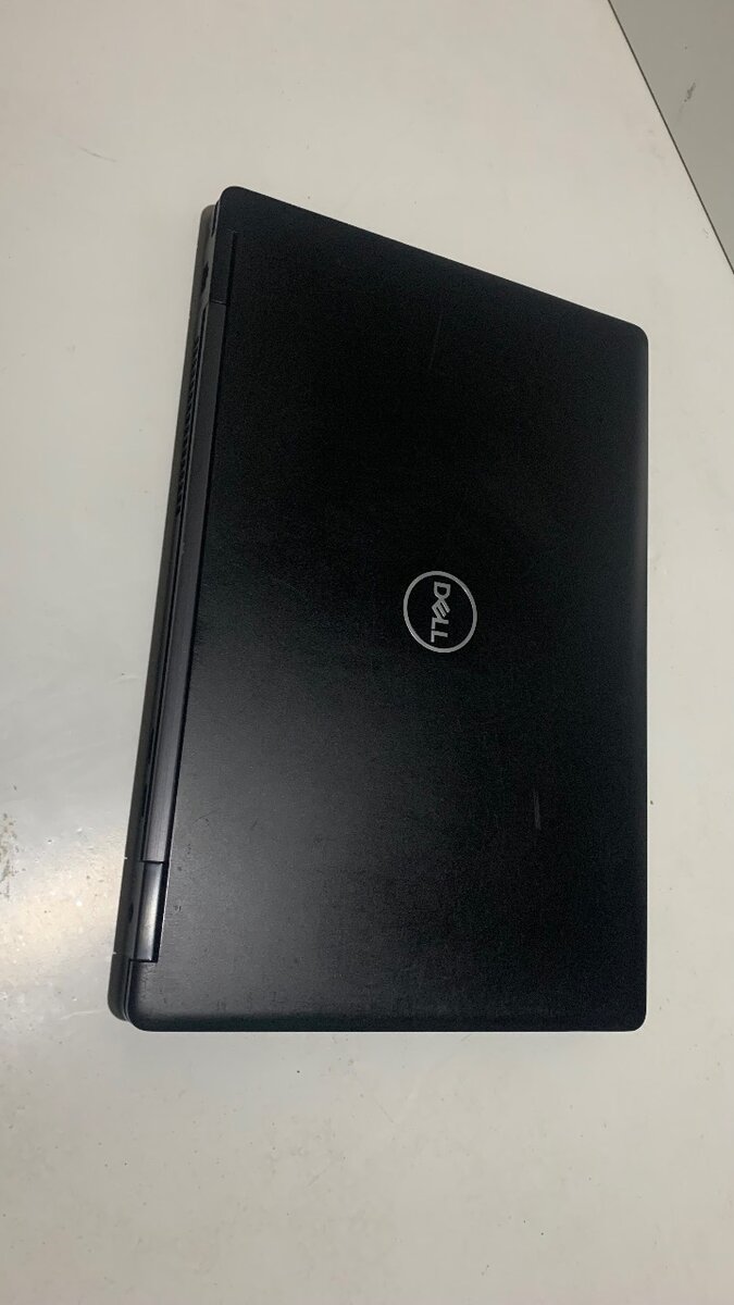 Laptop Dell latitude 5590.