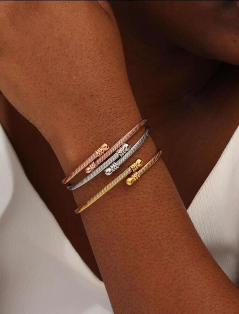 Enchanted _gem_gallery on IG