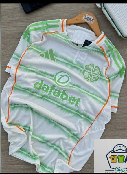 Maillot de football blanc