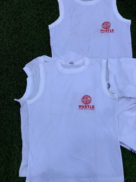 Hustle and motivate vests k100