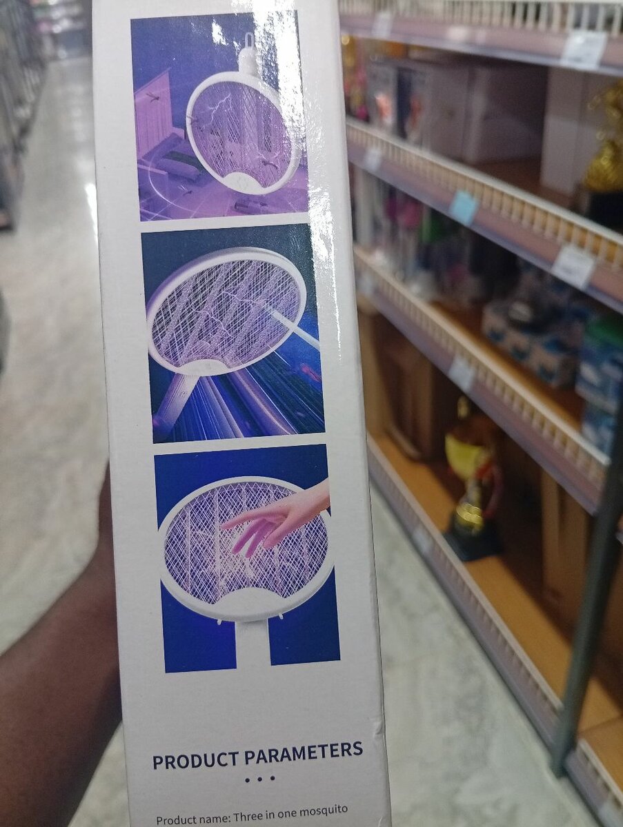 Raquette électrique anti-moustiques