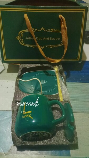 Tasse à café avec soucoupe