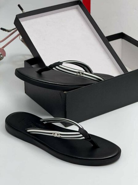 Quality Ferragamo Slippers