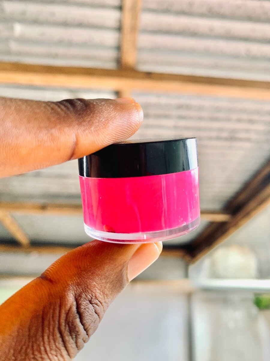 Produit de lèvre rose