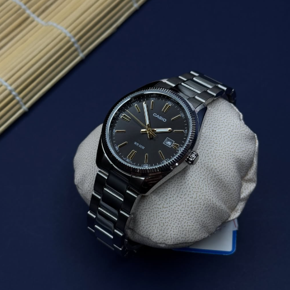 часы бренда CASIO