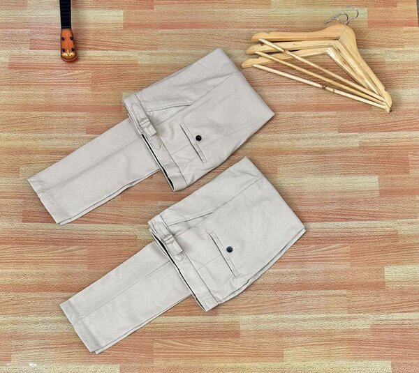 Smart beltless trousers