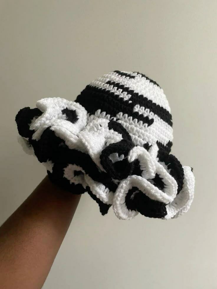 Chapeau en crochet élégant