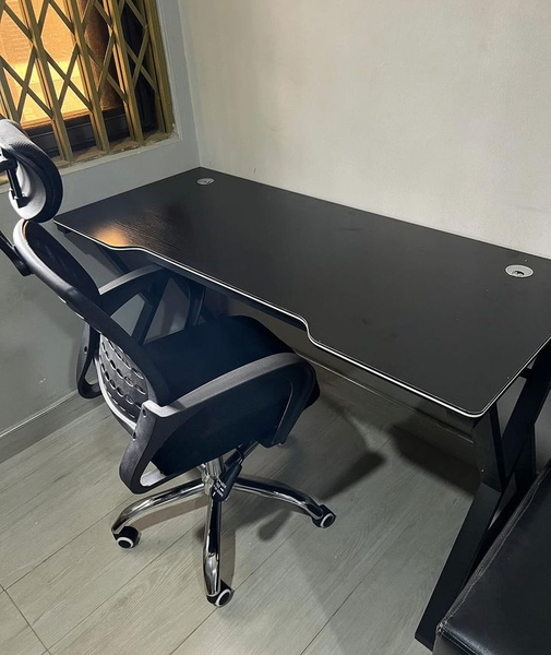 1.4M Gaming/Conference/Study/Office Desk