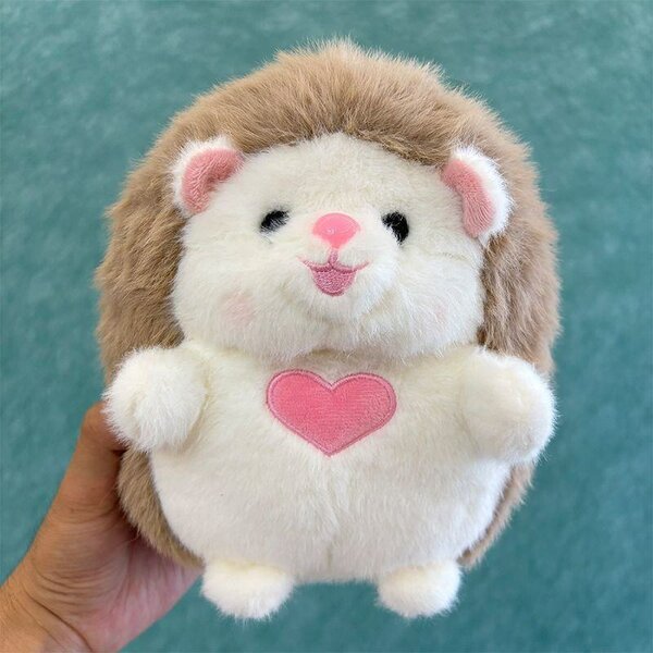 Hérisson peluche mignon