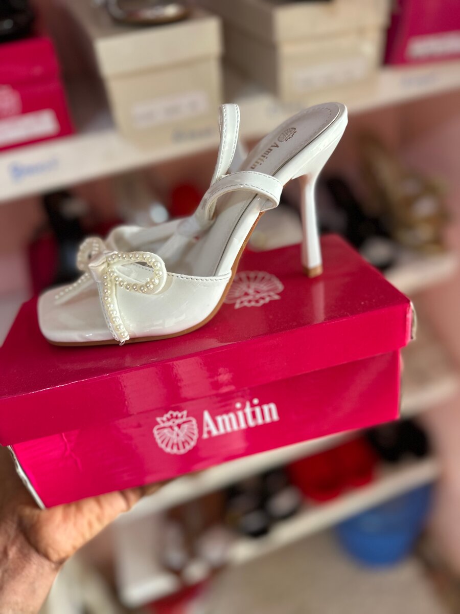 Sandales à talons élégantes