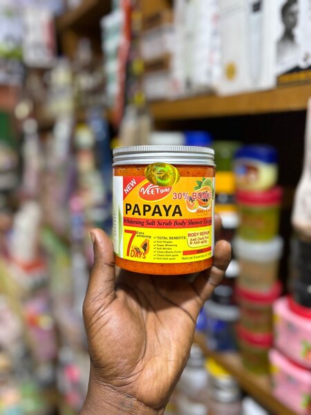 Papaya Whitening Body Scrub
