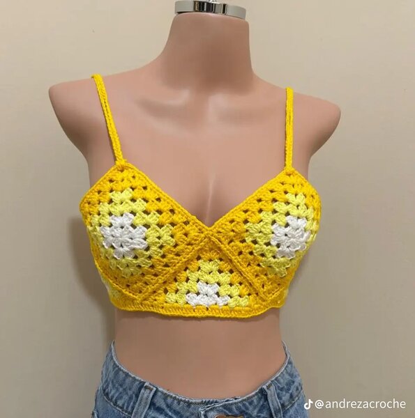 Top crochet jaune vif