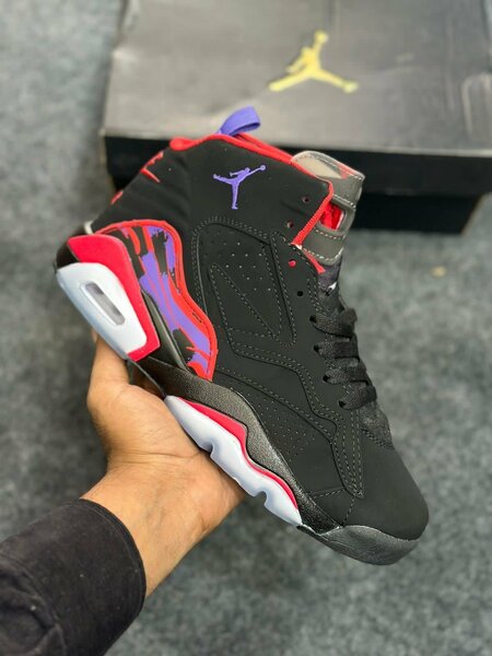Jordan rétro 6