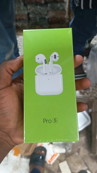 Airpods pro 5