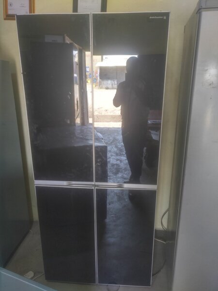Kelvinator mirror 4 doors fridge