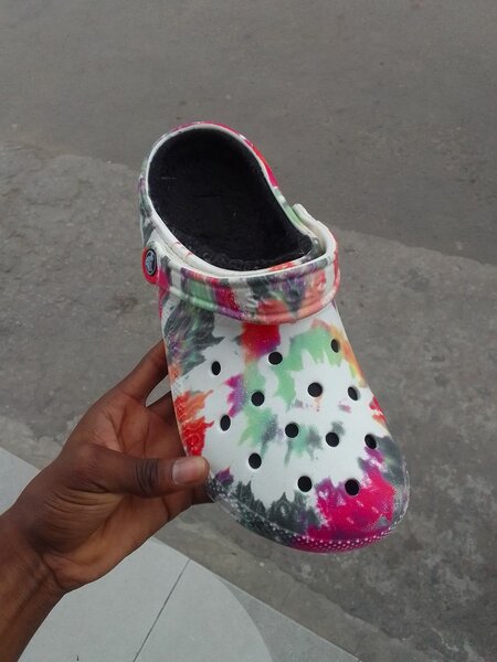 Sabots colorés et confortables