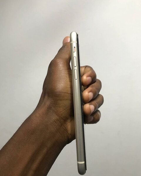 IPhone 11 silver