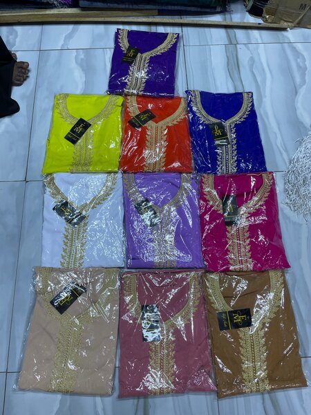 Tuniques colorées pour femmes