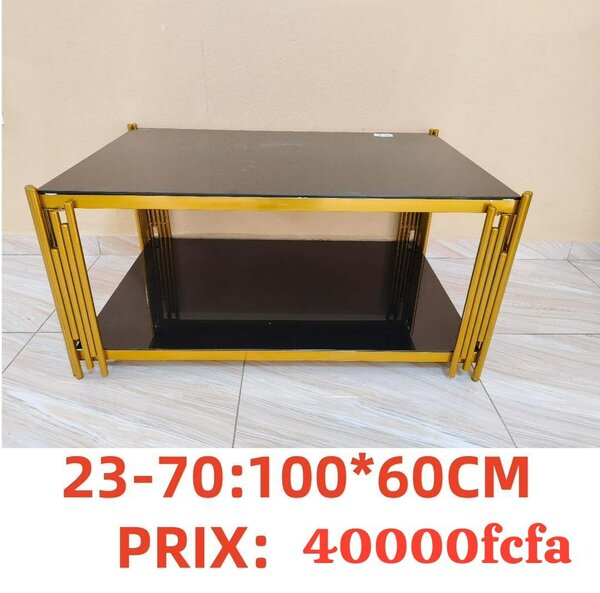 Table basse moderne en verre