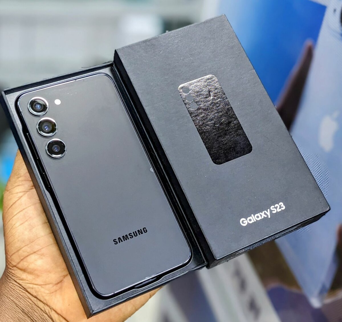 Samsung Galaxy S23 256/8go