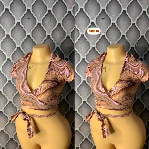 Good Quality Thrifted Tops 